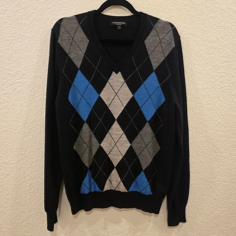 Express Design Studio Argyle Merino Wool V-Neck Sweater Mens M Black Preppy
